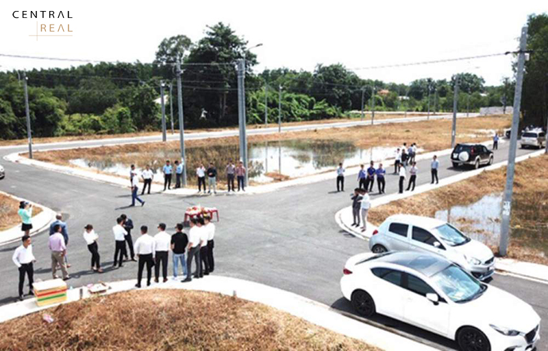 Đất nền khu vực xung quanh sân bay trở thành điểm nóng